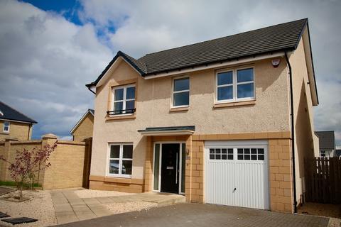 Rosewell - 4 bedroom detached house to rent