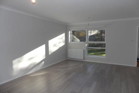 3 bedroom terraced house to rent, Coltstead, New Ash Green, Longfield, Kent, DA3