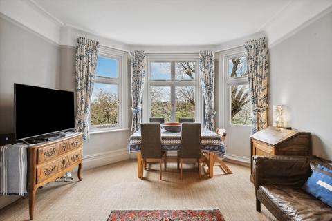 2 bedroom flat for sale, South Parade, London, W4