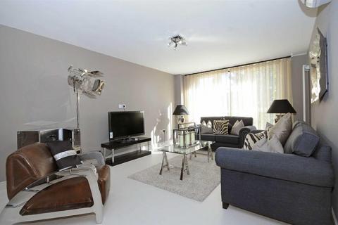 3 bedroom flat to rent, Boydell Court, St Johns wood, London, NW8