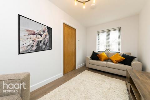 3 bedroom terraced house for sale, Fox Holme, Garden Mews, Astwood