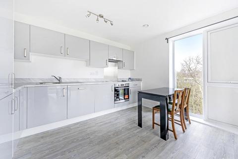 1 bedroom flat for sale, Leaping Birds Rise, Walton On Thames, KT12