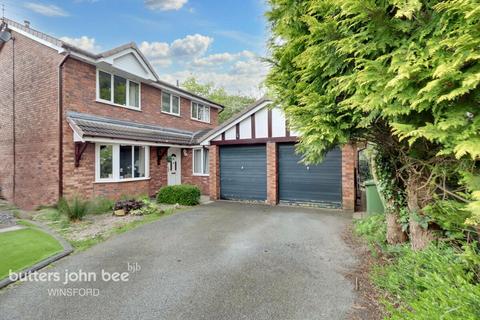 4 bedroom detached house for sale, Hawthorn Close, Winsford