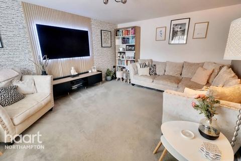 2 Harlequin Close, Northampton, NN4 9AB