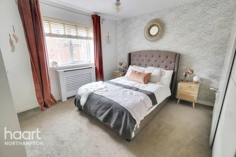 2 Harlequin Close, Northampton, NN4 9AB