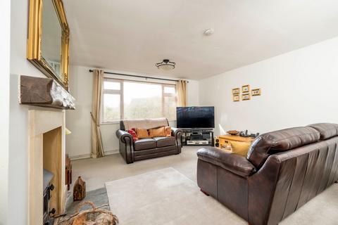 3 bedroom end of terrace house for sale, Hawker Square, Upper Rissington, GL54