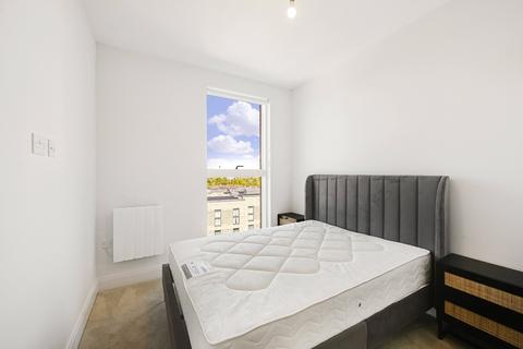 2 bedroom apartment to rent, Exploration Way, Slough, SL1