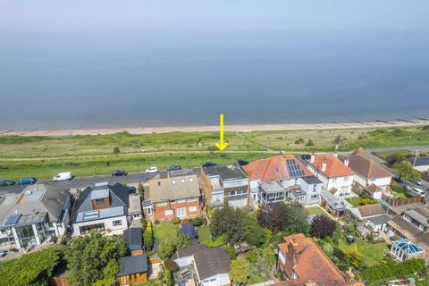 56 Beacon Hill, Herne Bay, CT6 6JN