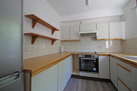 2 bedroom flat to rent, Wallace Court, Stirling, FK8