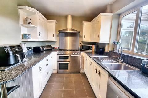 3 bedroom semi-detached house for sale, 9 Chartwell Close, Church Stretton SY6