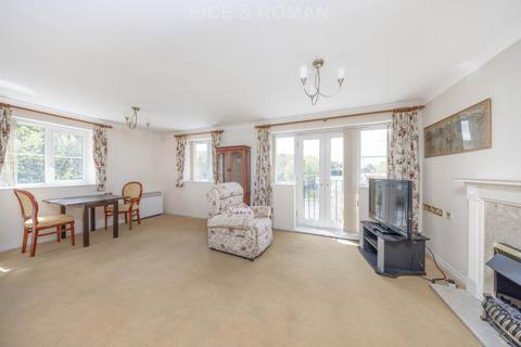 2 bedroom retirement property for sale, Manor Road North, Esher KT10