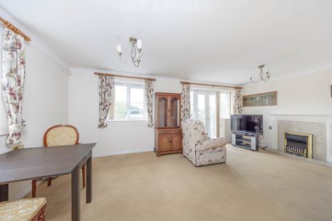 2 bedroom retirement property for sale, Manor Road North, Esher KT10