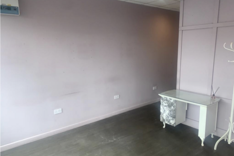 Property to rent, UNIT 1 MERRIDALE ROAD