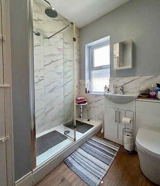 Shower Room/Wc