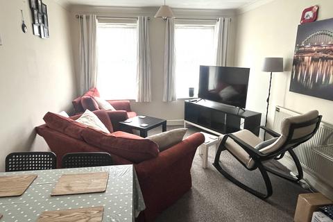 2 bedroom flat to rent, Brockhurst Road, Gosport PO12