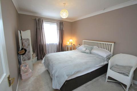 1 bedroom retirement property for sale, Stadium Road, Southend On Sea