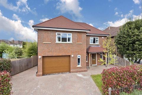 5 bedroom detached house to rent, St Nicholas Road, Thames Ditton KT7