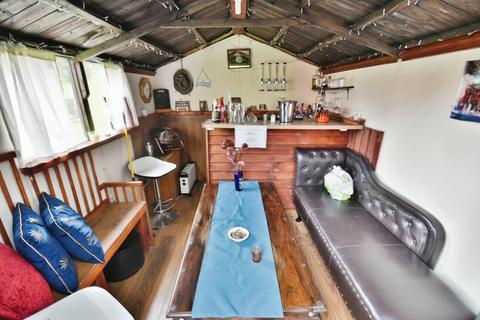 1 Bron Y Dre, Wrexham, LL13 7RW