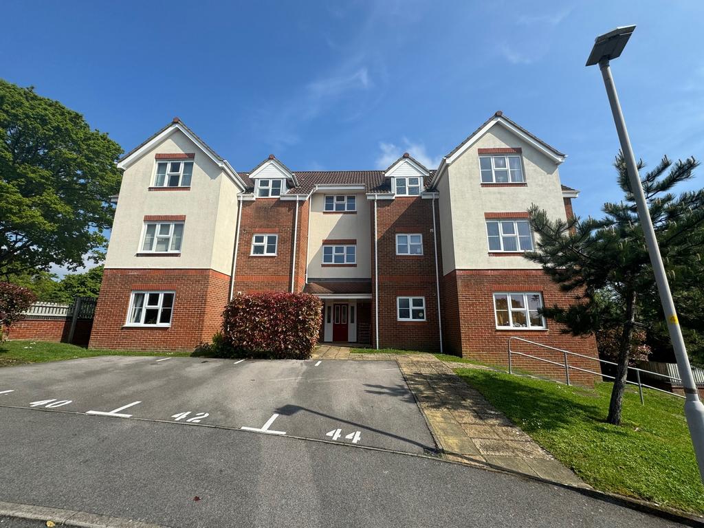 Poole - 2 bedroom flat to rent