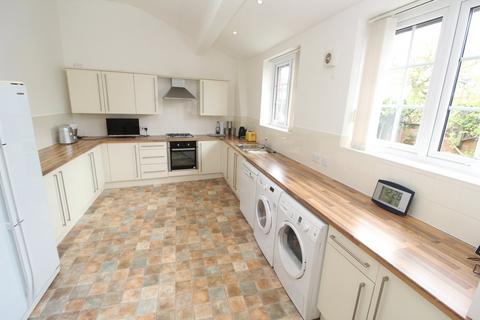 2 bedroom character property for sale, Scholars Court, Leicester LE8