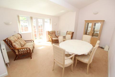 2 bedroom character property for sale, Scholars Court, Leicester LE8
