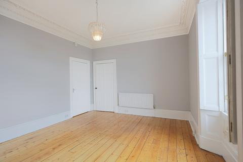 3 bedroom flat for sale, East Norton Place, Edinburgh EH7