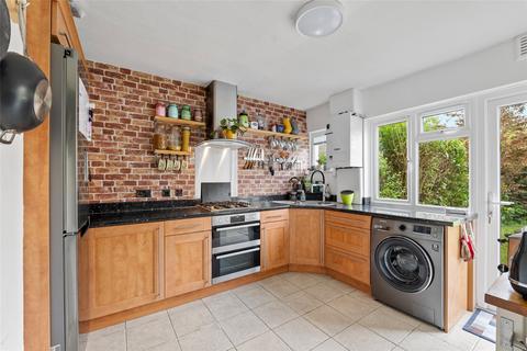 2 bedroom maisonette for sale, Emlyn Road, Redhill, Surrey, RH1