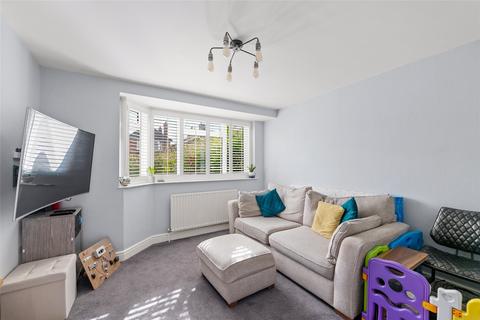 2 bedroom maisonette for sale, Emlyn Road, Redhill, Surrey, RH1