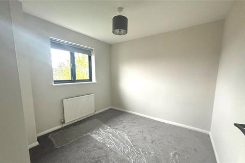 36 Gibbfield Close, Romford, RM6 5UF