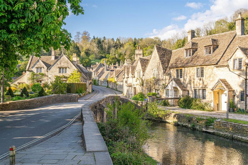 Castle Combe 3 bed terraced house for sale £1,600,000