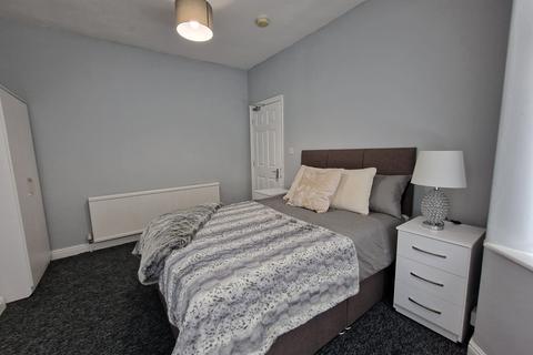 1 bedroom in a house share to rent, Lambert Street,  Hull, HU5