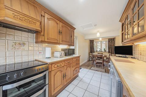 4 bedroom detached house for sale, Millmere, Yateley, Hampshire