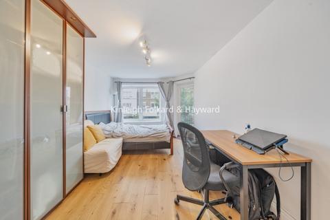 2 bedroom flat to rent, Princes Riverside Road Surrey Quays SE16
