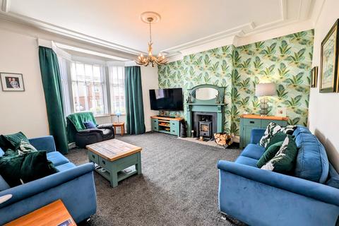 92 Caledonian Road, Stevenston, KA20 3LF