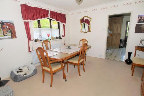 3 bedroom detached bungalow for sale, Goathurst Common, Ide Hill, TN14