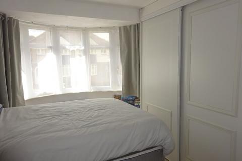 98 Allington Drive, Rochester, ME2 3TA