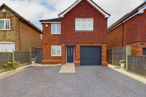 4 bedroom detached house for sale, Stonefield Road, Naphill