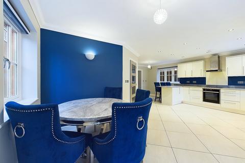 4 bedroom detached house for sale, Stonefield Road, Naphill