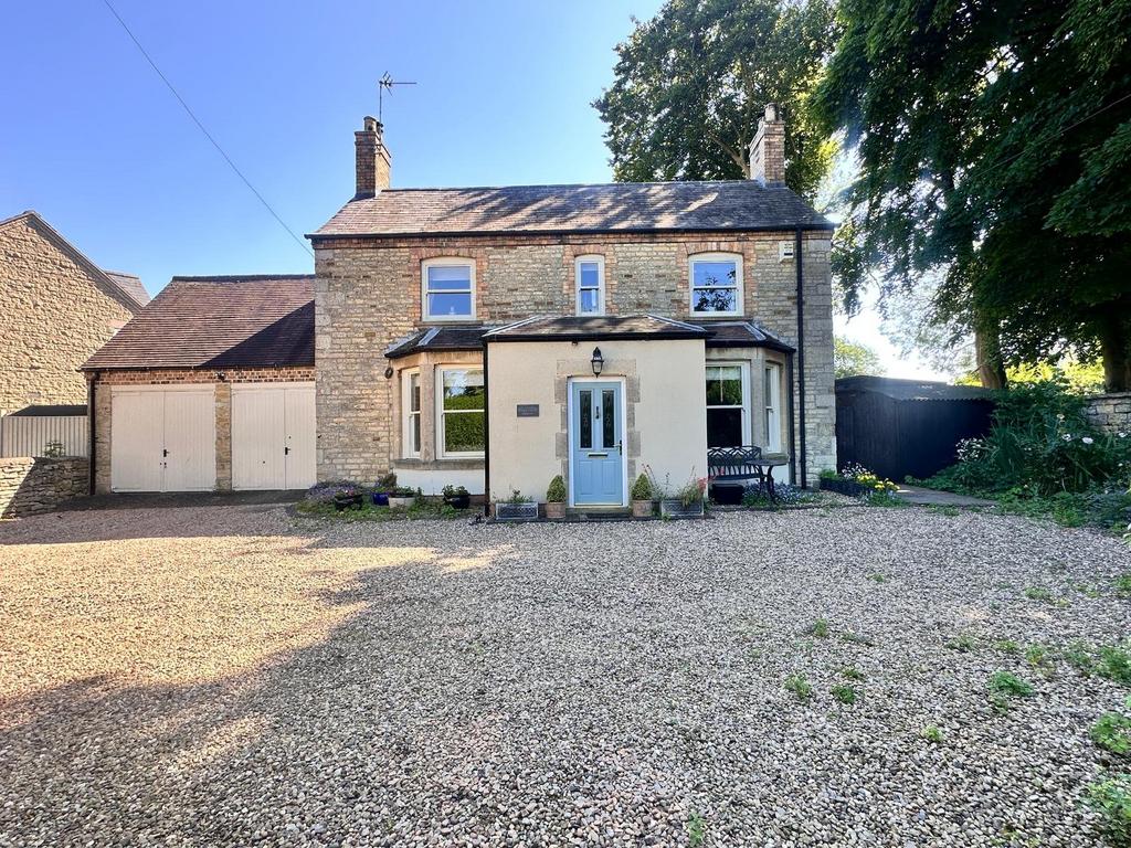 Heartfield House, Waltham On The Wolds 4 bed detached house for sale ...