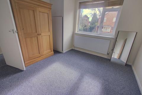 1 bedroom flat to rent, Barratt Close, Leicester LE2