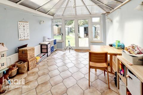 3 bedroom semi-detached house for sale, The Street, Hepworth, Diss
