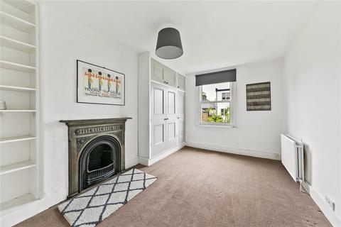 32 Lawn Crescent, Richmond, TW9 3NS