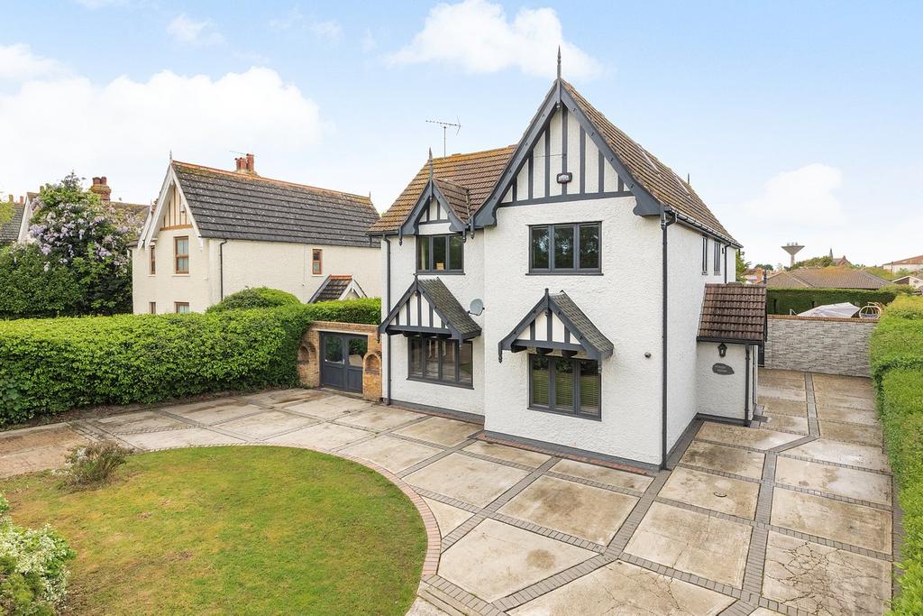 Reculver Road, Herne Bay, CT6 5 bed detached house for sale £775,000