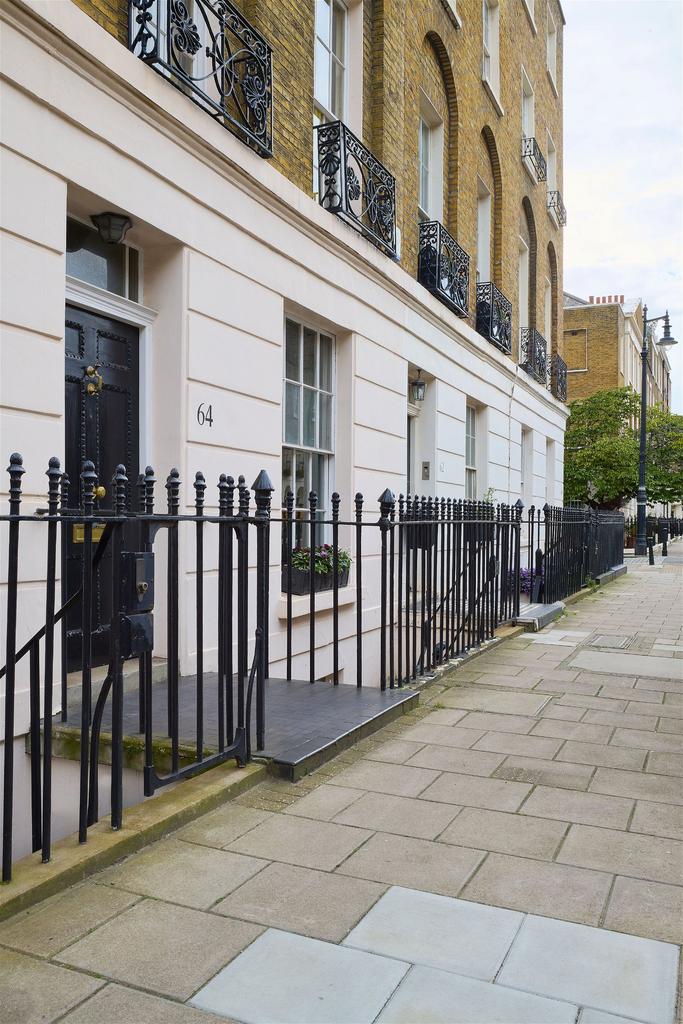 Eaton Terrace, London SW1W 3 bed terraced house for sale £4,850,000