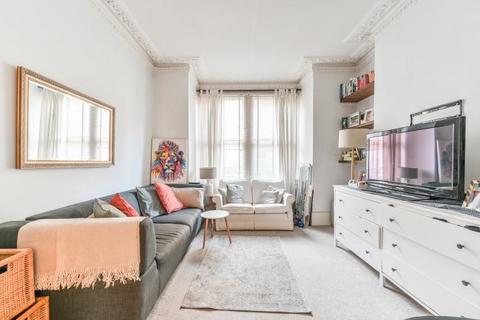 1 bedroom flat for sale, 69A Comyn Road, London, SW11 1QB