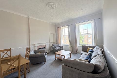 4 bedroom flat to rent, Grove Street, Edinburgh, EH3 8BB