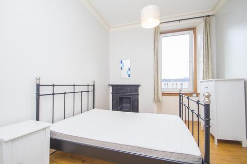 1 bedroom flat to rent, Rossie Place, Edinburgh EH7