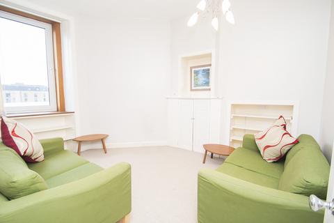 1 bedroom flat to rent, Rossie Place, Edinburgh EH7