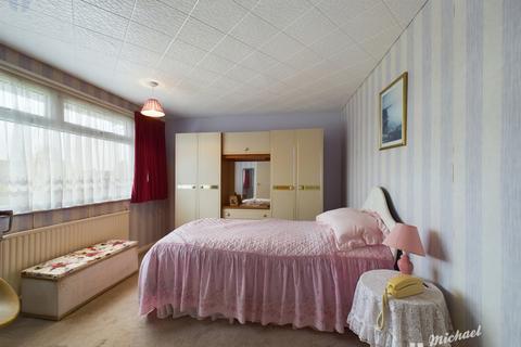 41 Hulbert End, Aylesbury, HP21 9DF