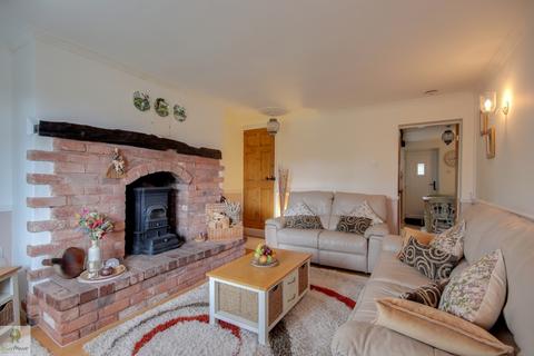 2 bedroom cottage for sale, Poolside, Burston, Stafford, Staffordshire, ST18